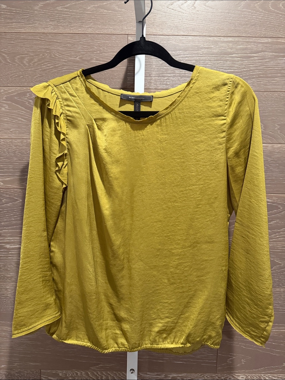 BCBG Peridot Ruffle Edge Blouse